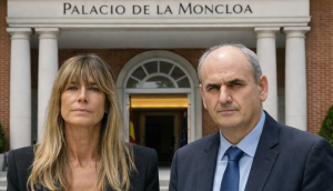 Begoña Gómez y Juan Carlos Barrabés frente al Palacio de La Moncloa